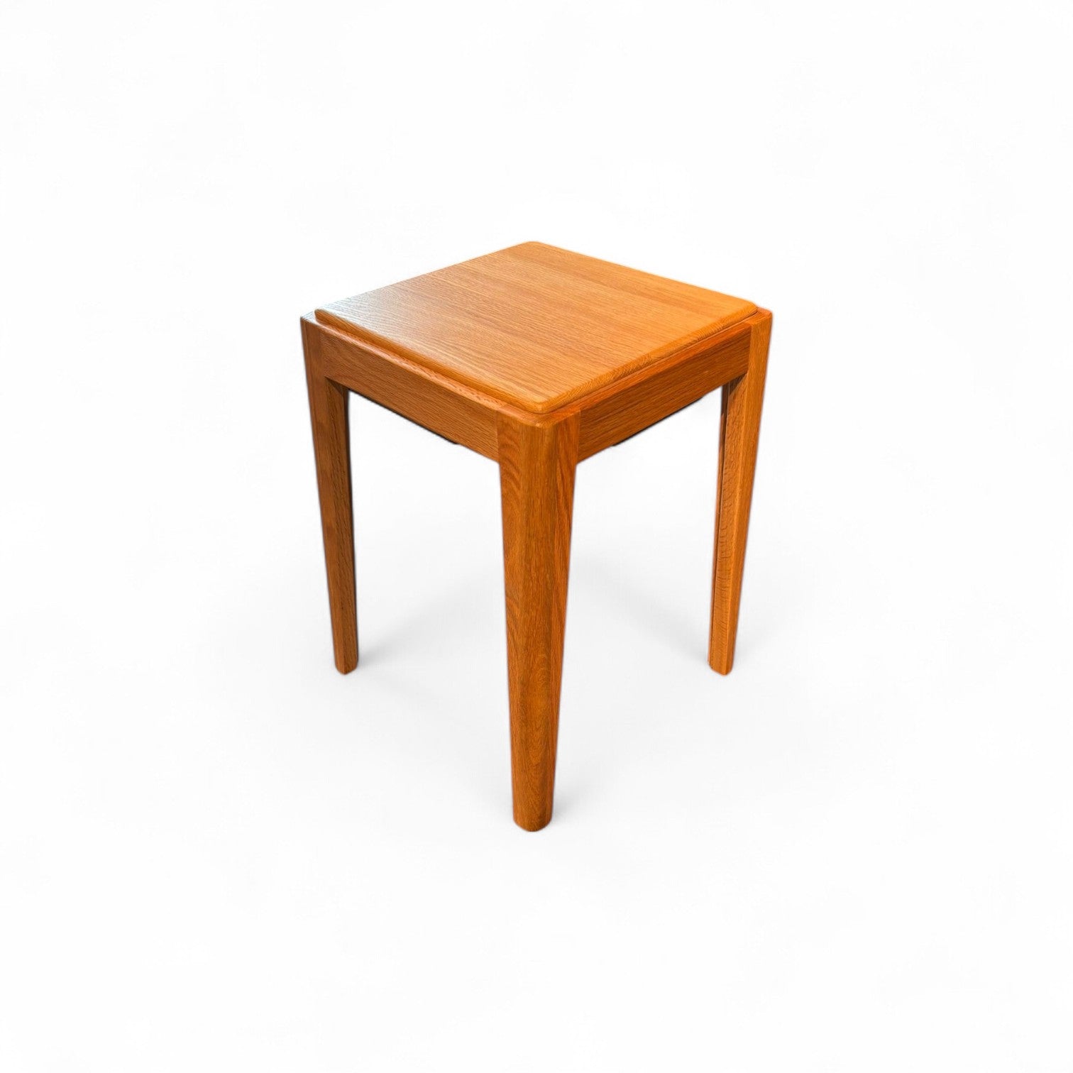Artesa Stool