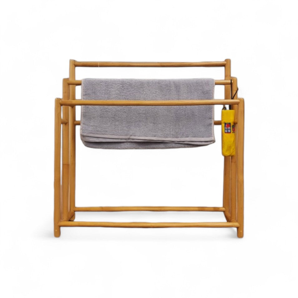 Lakarto Towel Rack