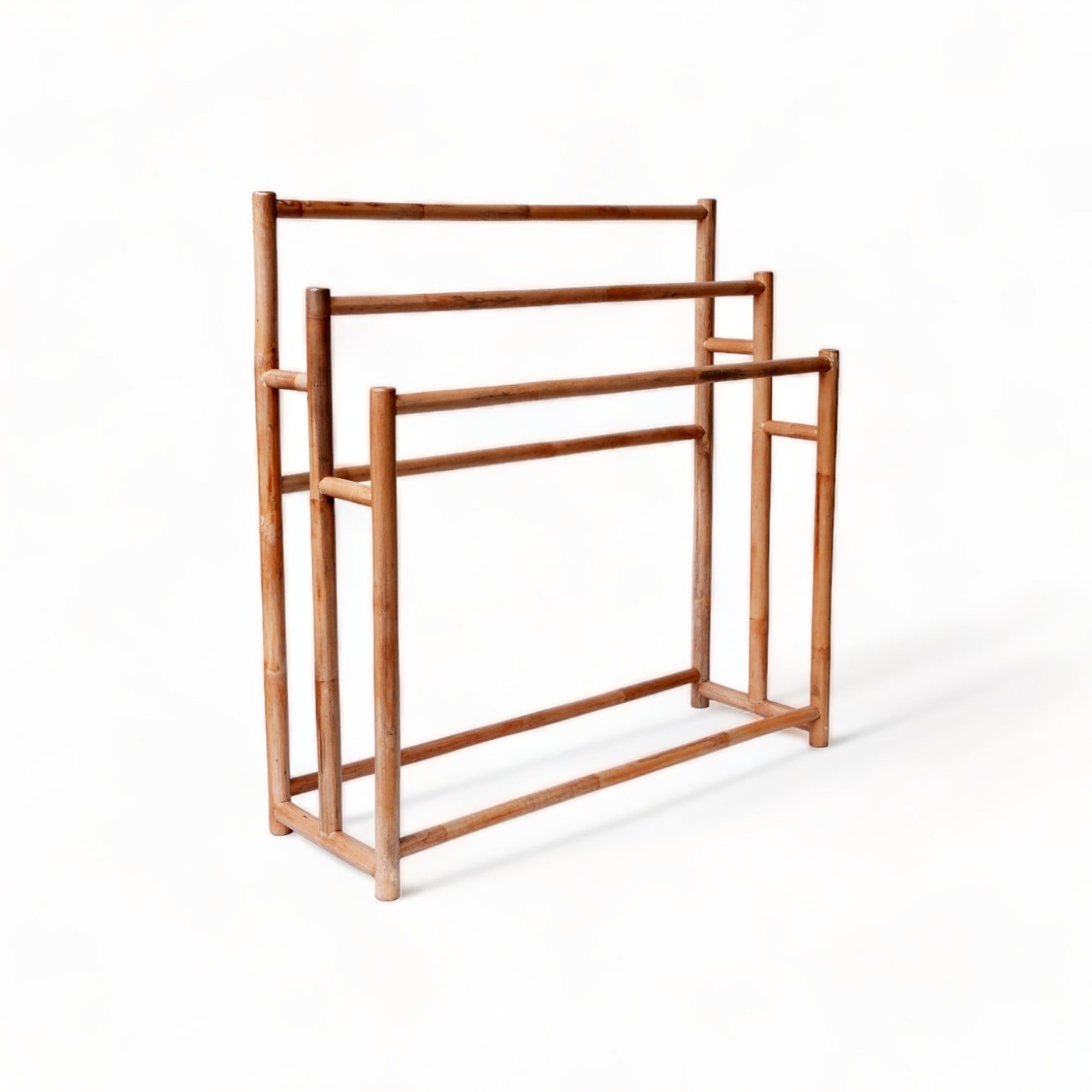 Lakarto Towel Rack